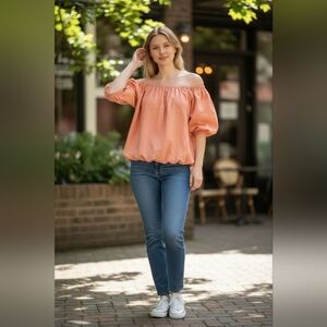 Heyson Peach/Orange Bubble Hem Shirt.
